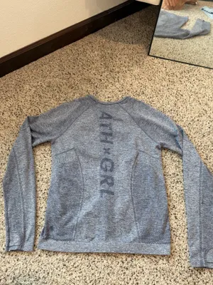 Athleta fitted long sleeve thumbnail 2