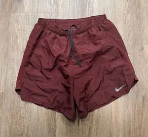 Nike Womens Dri-FIT Running Shorts‎ Burgundy Maroon Size S 3436 thumbnail 1