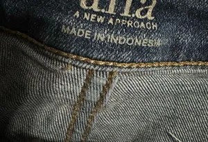 Ana denim blue short shorts thumbnail 4
