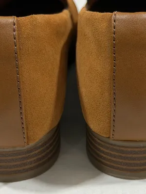 Clarks Women's Two-Tone Tan Suede & Leather Slip-On Flats Sz 8 NWOB thumbnail 9