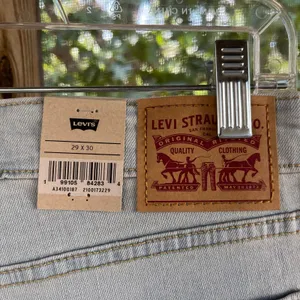 Levi’s Women's 726 High Rise Flare Jeans Light Wash Size 29/30. NEW! thumbnail 5