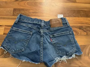 Levi’s 501 Jean shorts low rise thumbnail 2