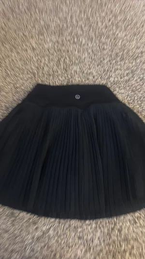 Gilly Hicks Tennis Skirt thumbnail 2