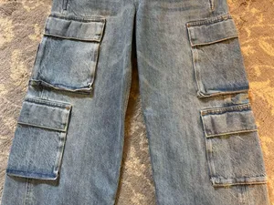 Aritzia Denim Forum High-Rise Cargo The '90s Millie Jeans thumbnail 6