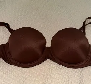PINK - Victoria's Secret Everywhere Strapless Push-up thumbnail 1