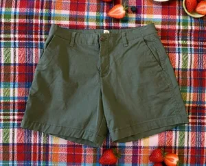GAP Women's Olive Green Cotton Blend Shorts Size US 4 thumbnail 1
