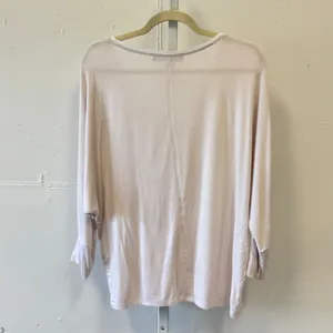 White House Black Market Nude Pink Dolman Sleeve Scoop Neck Chain Trim Top Med thumbnail 2