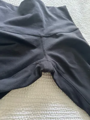 Lululemon high waisted Capri leggings vintage thumbnail 3