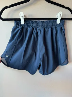 Lululemon Women’s Hotty Hot Shorts with Liner Navy Size 6 thumbnail 4