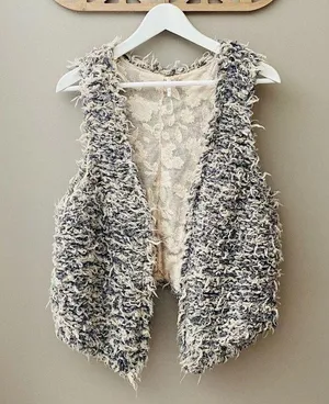 Free People Fur Away Shaggy Vest Gray Sz Medium thumbnail 1