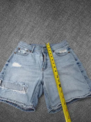 American Eagle Strigid Women’s Size 0 Light Wash High-Rise Distressed Denim Mom thumbnail 5
