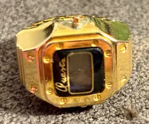 Vintage Gold Tone Digital Ring Watch Quartz Novelty Expansion Band Retro Jewelry thumbnail 1