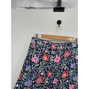 LOFT Blue Floral Wide Leg Cropped Pants‎ Womens Size S Pull On Stretch Career thumbnail 4
