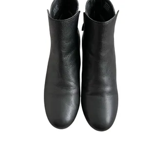 Steve Madden Ilana Ankle Leather Booties Women’s Size 8.5 Black Block Heel thumbnail 2