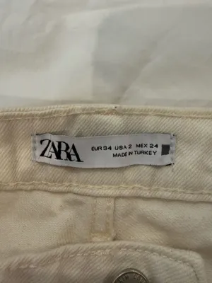 ZARA Wide-Leg Jeans thumbnail 3