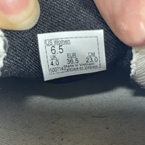 Vans Classic Slip-On Black/White Canvas Skate Shoes Women’s Size 6.5 thumbnail 8