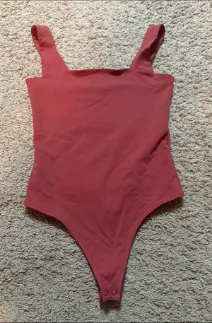 Abercrombie & Fitch Rose Orange Square-Neck Bodysuit thumbnail 1