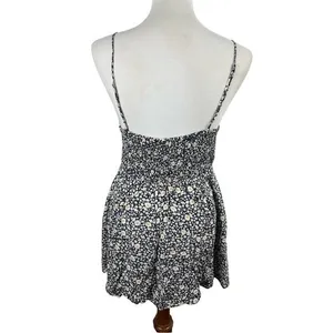 Urban Outfitters Black Daisy Floral Smocked Mini Dress Ruffle Hem Size M FD5532 thumbnail 3