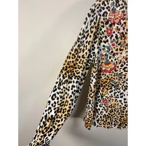 Savanna Jane Leopard Floral Embroidered Blouse Womens L Tan Black Excellent Boho thumbnail 9