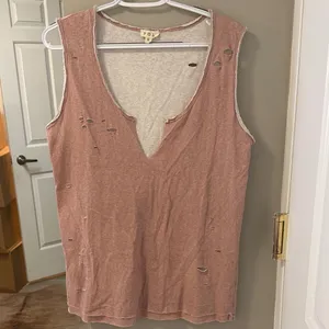 $40 NWOT POL Western Chic Distressed V-Neck Tank Top – Dusty Rose S thumbnail 2