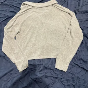 Abercrombie and fitch sz medium soft AF light weight sweater thumbnail 4