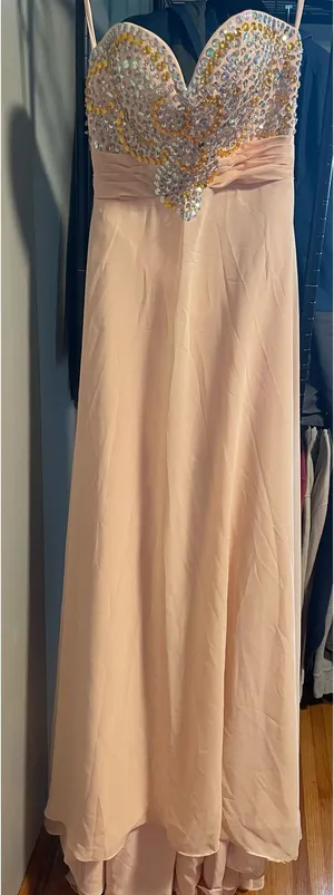 Peach colored prom/formal dress thumbnail 1
