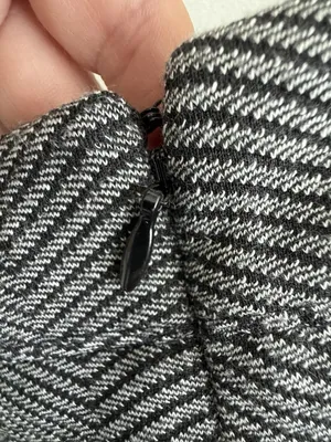 NEW DKNY Old Money Herringbone Pencil Midi Skirt Sz 12 Office Siren Classic thumbnail 6