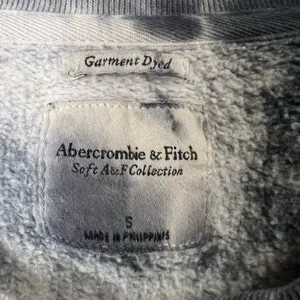Abercrombie & Fitch Soft Gray Knit thumbnail 2
