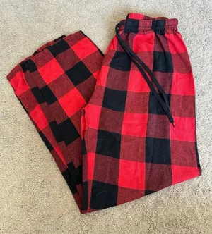 Women’s buffalo check pajama pants S Red thumbnail 1