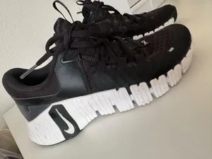 Nike Training Free Metcon 5 Sneakers  thumbnail 4