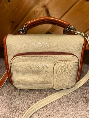 Vintage Dooney & Bourke cream and tan pebbled leather crossbody handbag thumbnail 4