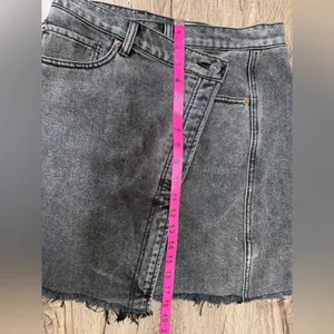 Free People Black Denim/Jean Mini Skirt‎ size 29 thumbnail 6