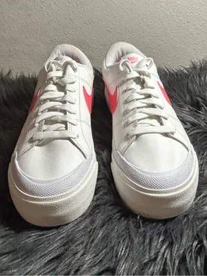 Nike Court Legacy Lift 'White Sea Coral Women's Sneakers Size 10.5 thumbnail 4