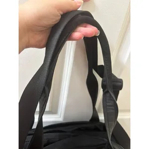 Lululemon Out of Range Black Duffle Overnight Gym Weekender Bag Unisex thumbnail 6
