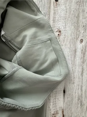 Vuori Women’s Rib Studio Bike Short High Waist Light Grey Size Small thumbnail 11