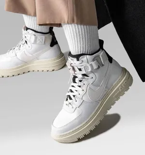 Nike Air Force 1 AF1 High Utility 2.0‎ womens Size 9.5 DC3584-100 thumbnail 1
