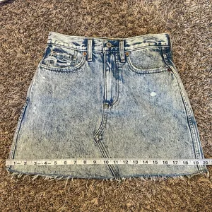 Abercrombie & Fitch Natural Rise Skirt Denim 25 thumbnail 6