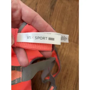 Victoria's Secret Womens Sports Bra Size 34B thumbnail 4
