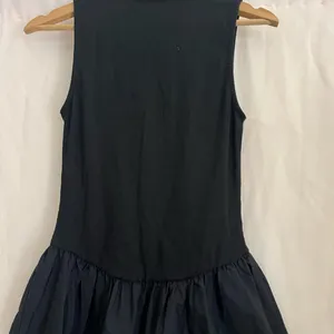 Elegant Black  Dress thumbnail 6
