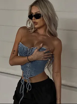 Corset Size XS thumbnail 1