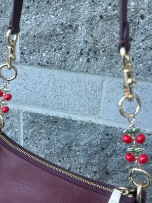 COACH nwt coach Charlotte Shoulder bag dark wine CCO18 WITH CHERRY CHAINS thumbnail 3