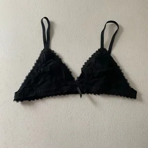 Show Off by Aerie Black Lace Triangle Bralette Size Large Coquette Y2K thumbnail 2