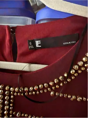 Women's Leslie Fay Mini Dress Size 6 Burgundy Gold Studded Embellished thumbnail 4