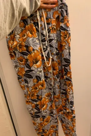 Flower Print Pants/joggers thumbnail 1