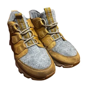 Sorel women’s‎ size 7.5 winter boot  leather and wool thumbnail 1