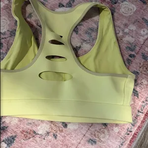 Peloton small green yellow sports‎ bra thumbnail 6