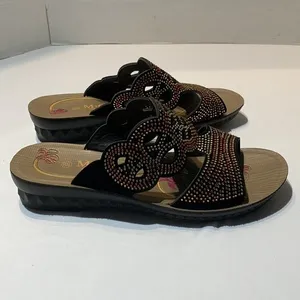 M G Slide Sandals with Rhinestones. Size 8 1/2. thumbnail 3