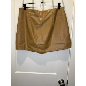 Abercrombie Fitch Women L Light Brown Skirt Short Vegan Leather Casual Cocktail thumbnail 3