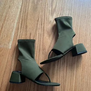 Steve Madden green shoes thumbnail 2