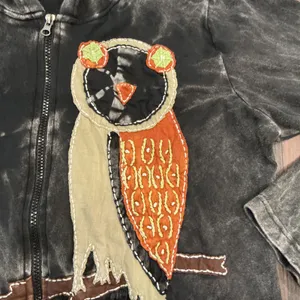 Rising International Hoodie L Grey Owl‎ Appliqué Acid Wash Boho Hippie Zip Up thumbnail 2